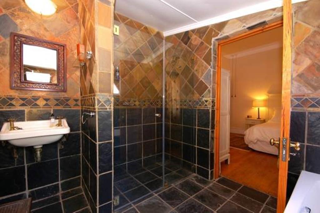 Glendinningvale Zareba B&B Guesthouse الغرفة الصورة